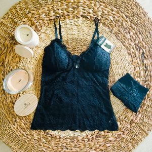 Ensemble de lingerie en dentelle noire intense – Ancona